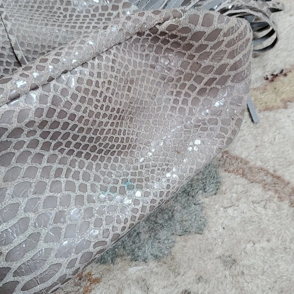 G.I.L.I python leather embossed shoulder bag